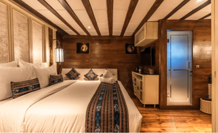 Deluxe Stateroom - Image 1